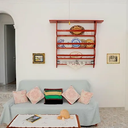 Petros Mégas Yialós-Nítes